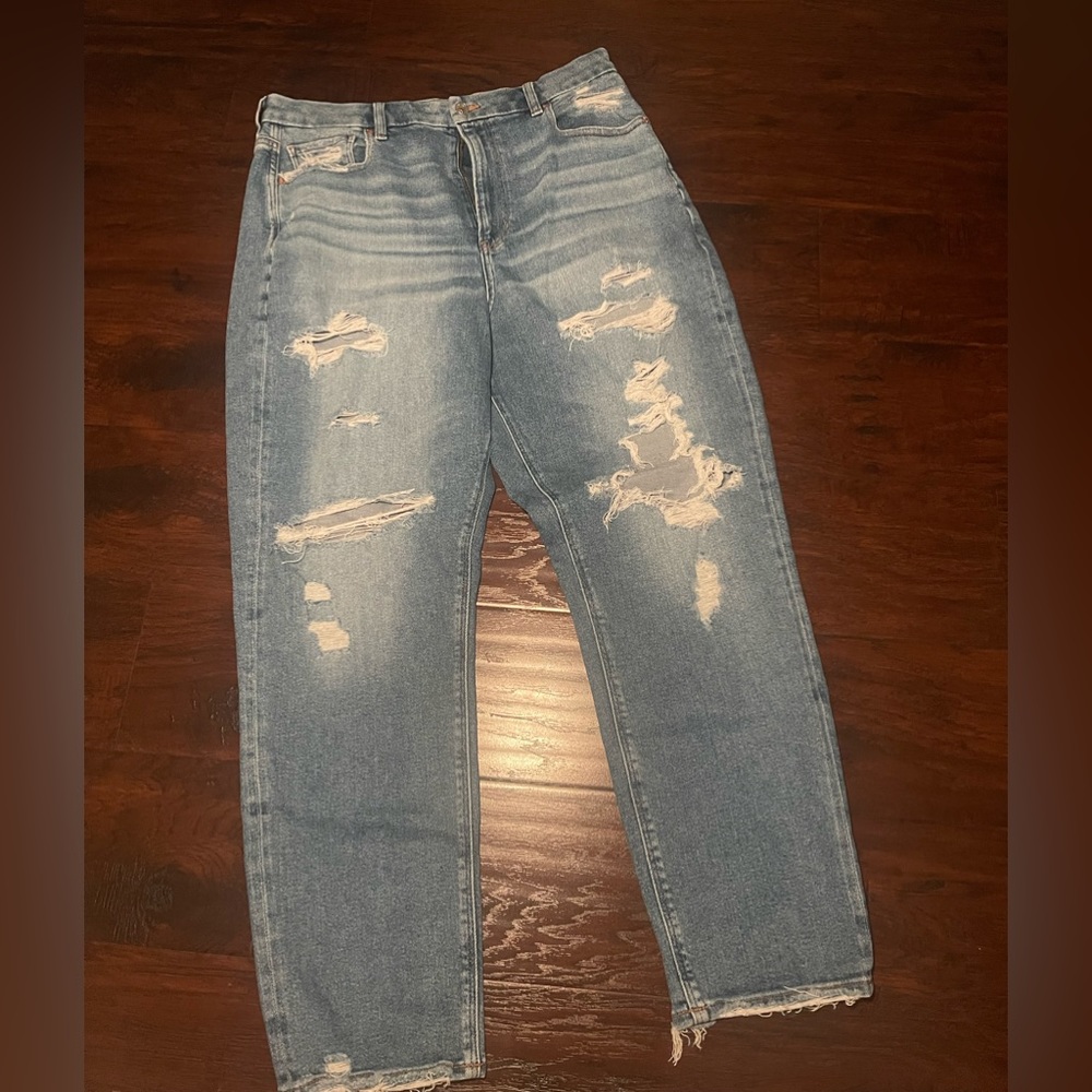 American Eagle - Curvy Mom Jean